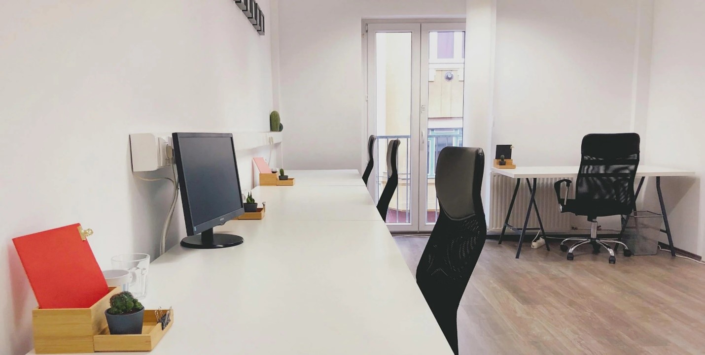 Creating a Collaborative Office: The Best Furniture for Teamwork